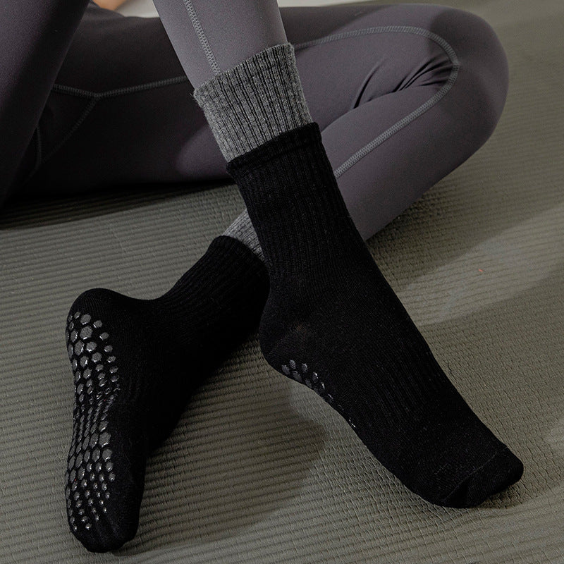 Yogcsde | Women's Mid-Calf Yoga Socks, Thick Cotton Non-Slip Fitness and Floor Socks for Autumn and Winter