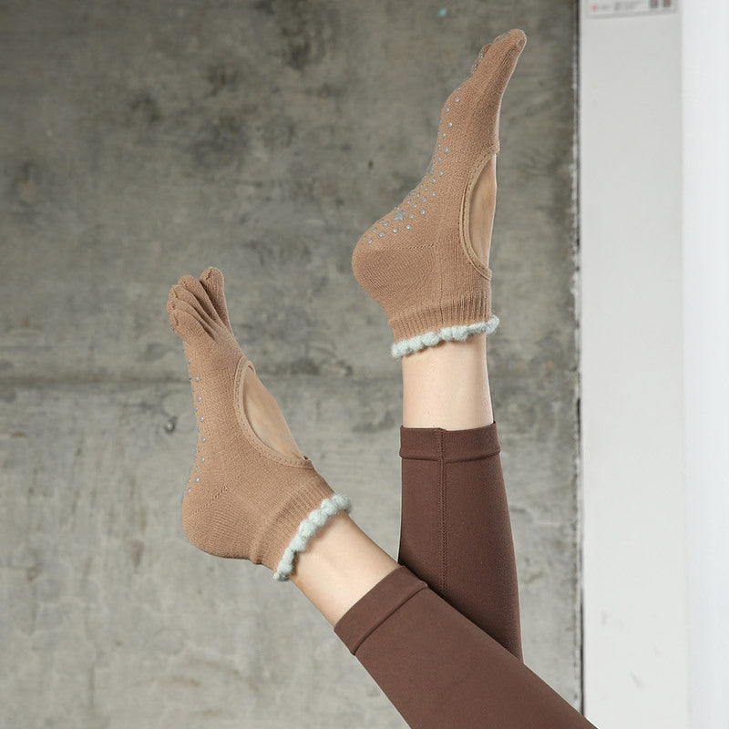 Yogcsde | Women’s Summer Split-Toe Five-Toe Yoga Socks – Lightweight Short-Crew Design for Pilates & Aerobics