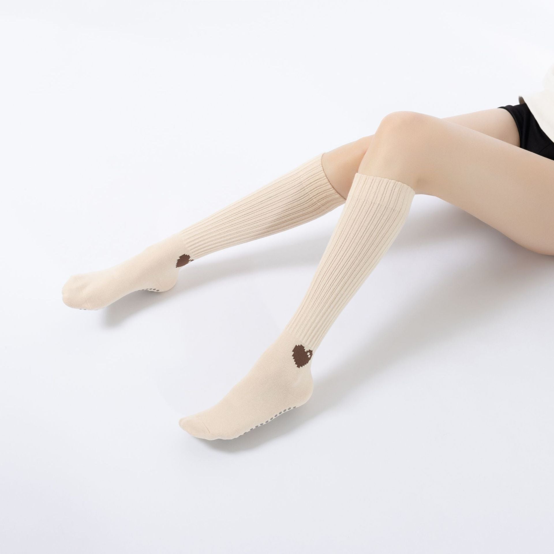 Yogcsde | Women's Mid-Calf Maillard Yoga Socks, Retro Pilates Socks with Non-Slip Slimming Fit