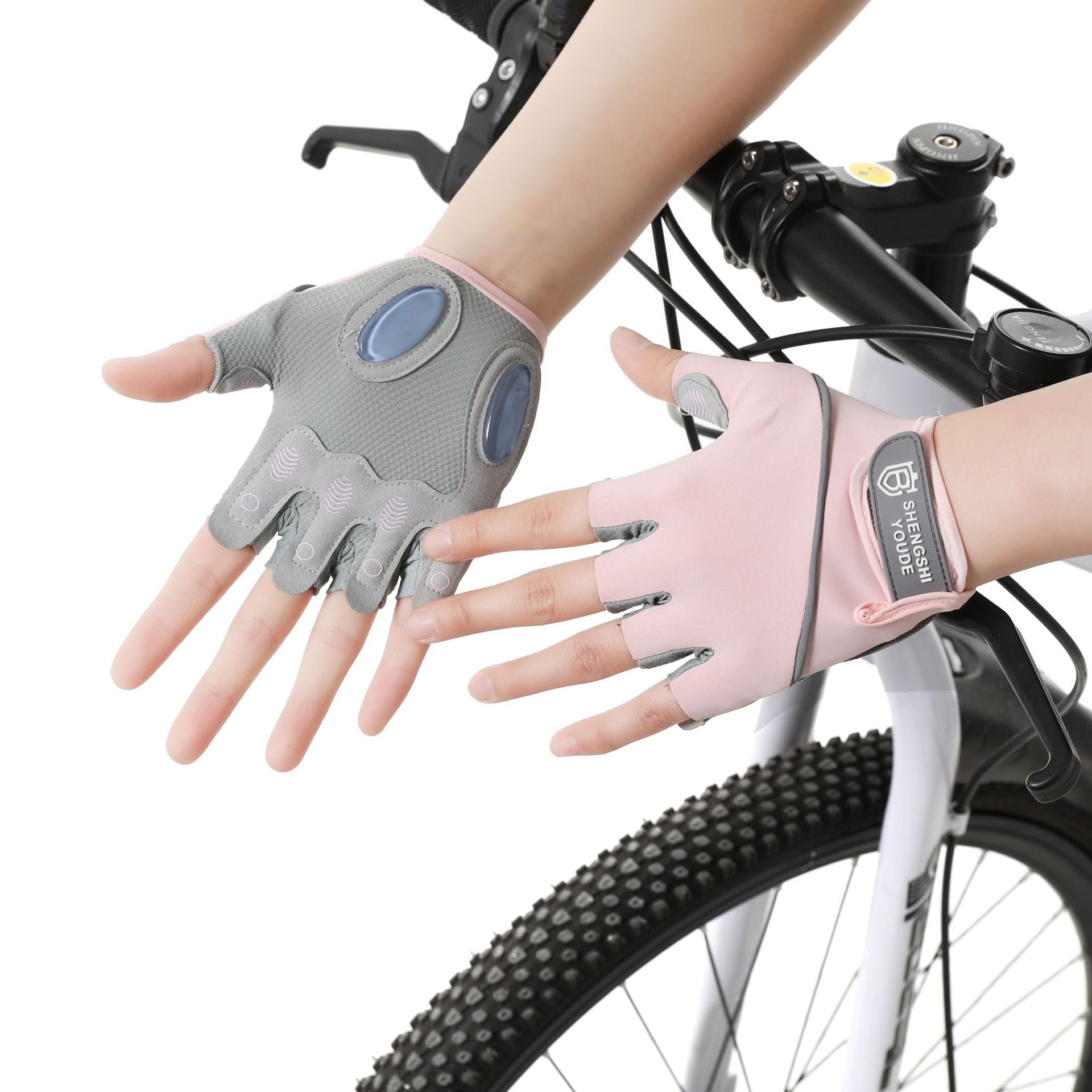 Yogcsde | Half-Finger Outdoor Training Gloves for Men & Women – Breathable Design for Cycling & Fitness