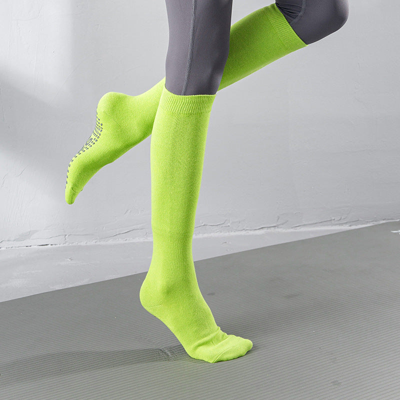 Yogcsde | Women's Long Mid-Calf Five-Toe Yoga Socks, Non-Slip Split-Toe Pilates and Over-The-Knee Fitness Socks