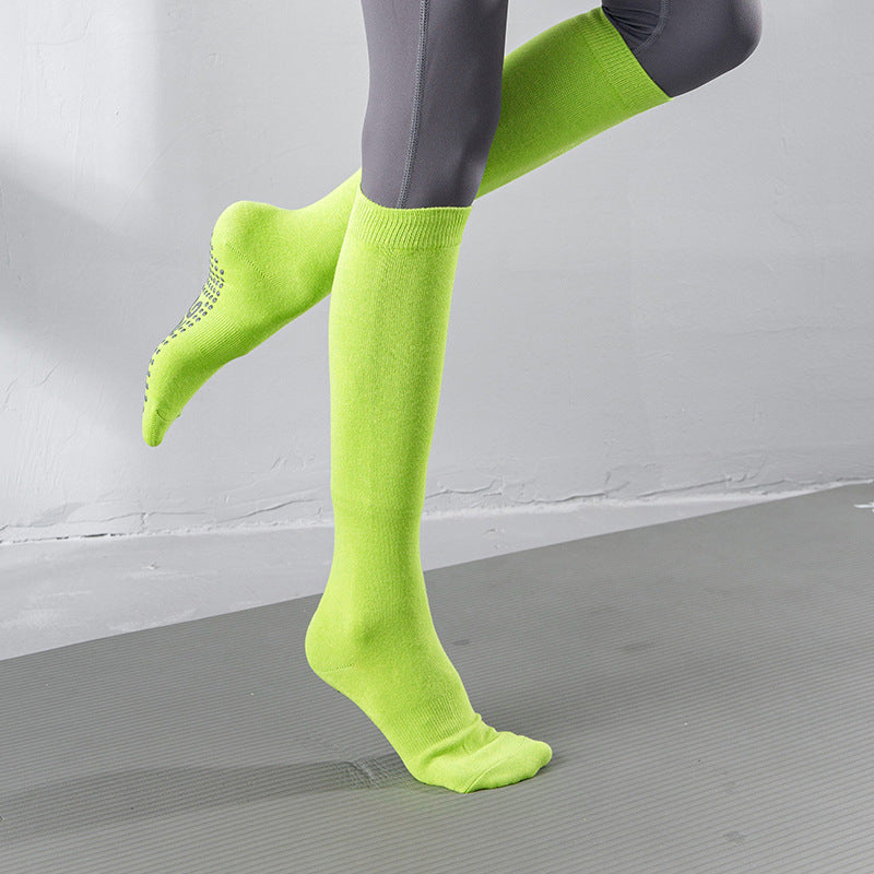 Yogcsde | Women's Long Mid-Calf Five-Toe Yoga Socks, Non-Slip Split-Toe Pilates and Over-The-Knee Fitness Socks