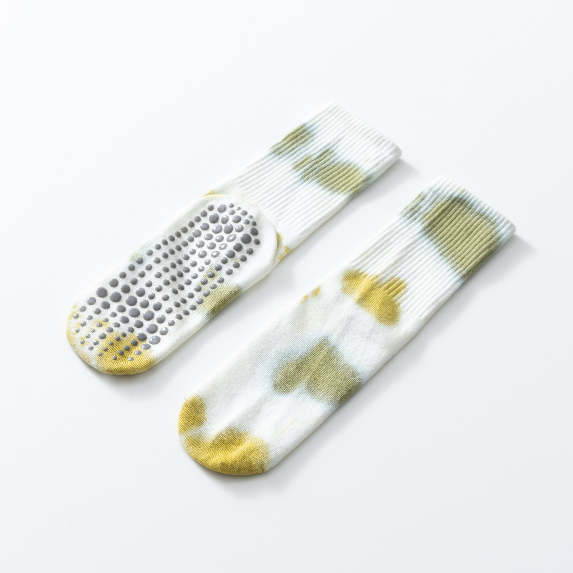 Yogcsde | Women’s Printed Cotton Yoga Calf Socks – Full-Length Contrast Design for Indoor Fitness & Pilates