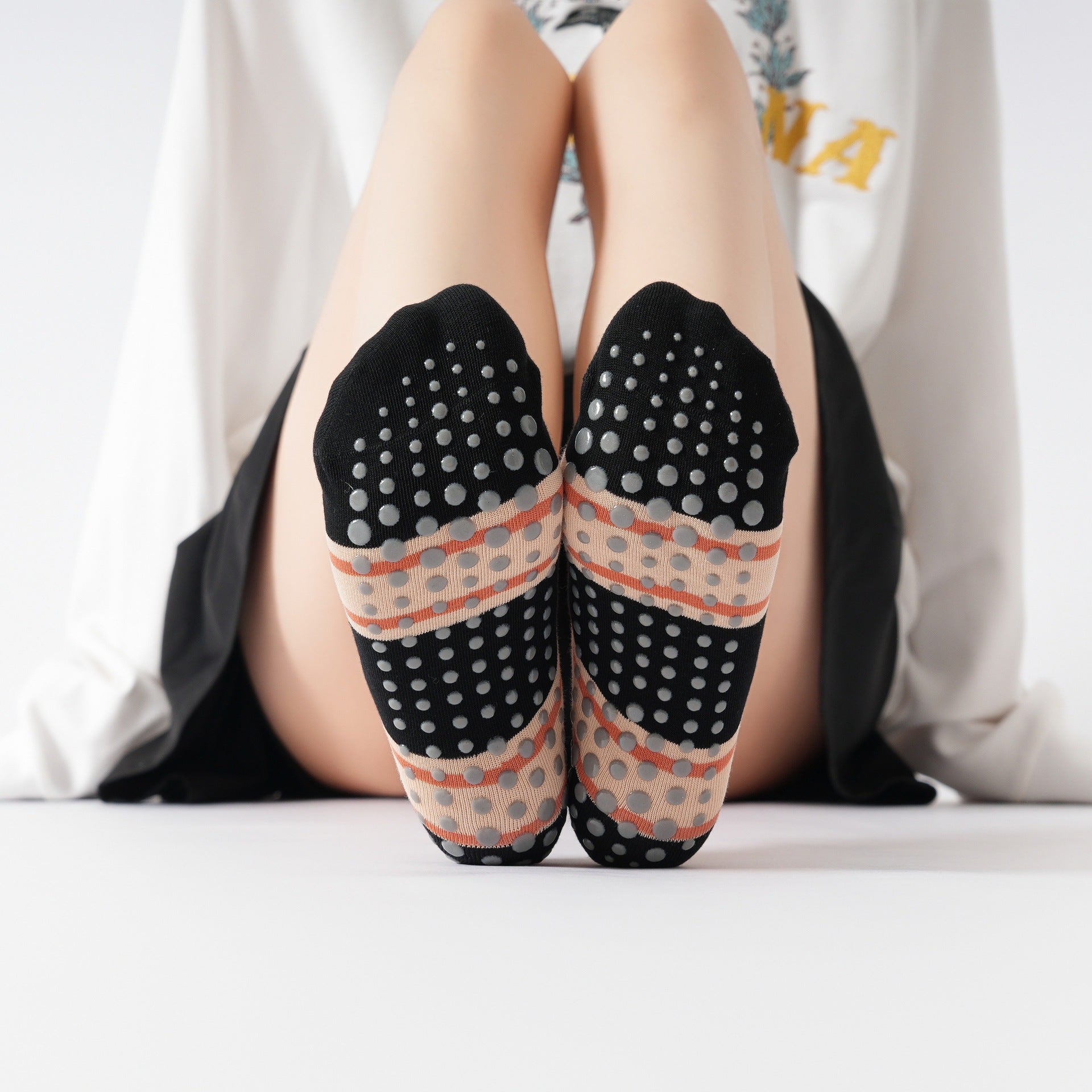 Yogcsde | Women's Early Autumn Striped Yoga Socks, Moisture-Wicking Japanese Retro Floor Socks