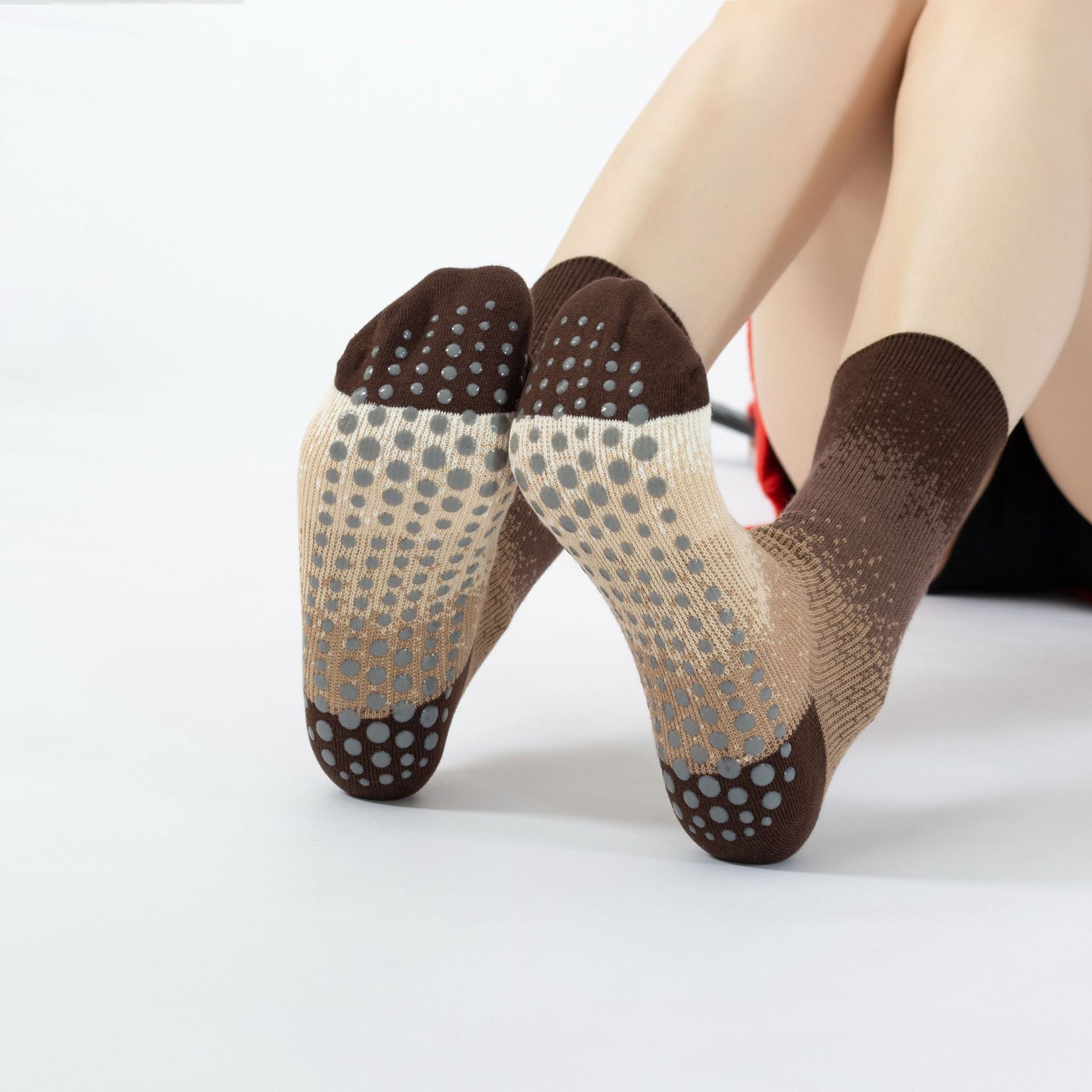 Yogcsde | Women's Trendy Color-Blocked Yoga Calf Socks, Double-Stitch Non-Slip Japanese-Style Fitness Socks